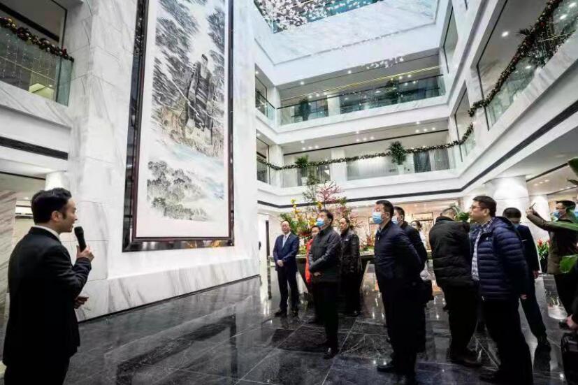 凯时尊龙人生就是博集团与乐山市政府召开事情座谈会