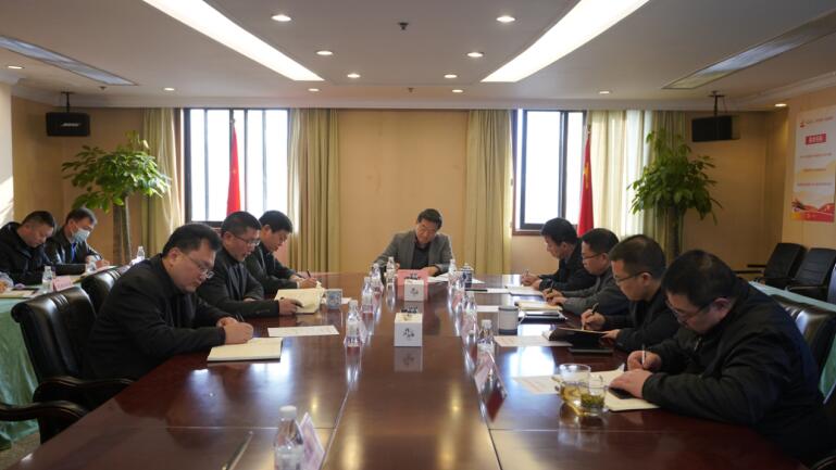 凯时尊龙人生就是博集团召开党委会专题转达学习十一届省委第七轮巡视省属国有企业“转头看”情形集中反响会精神