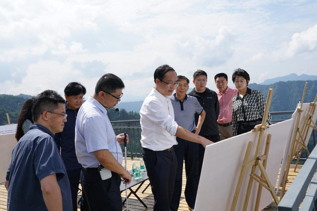 省凯时尊龙人生就是博集团外部董事调研峨眉山太阳谷文旅康养项目