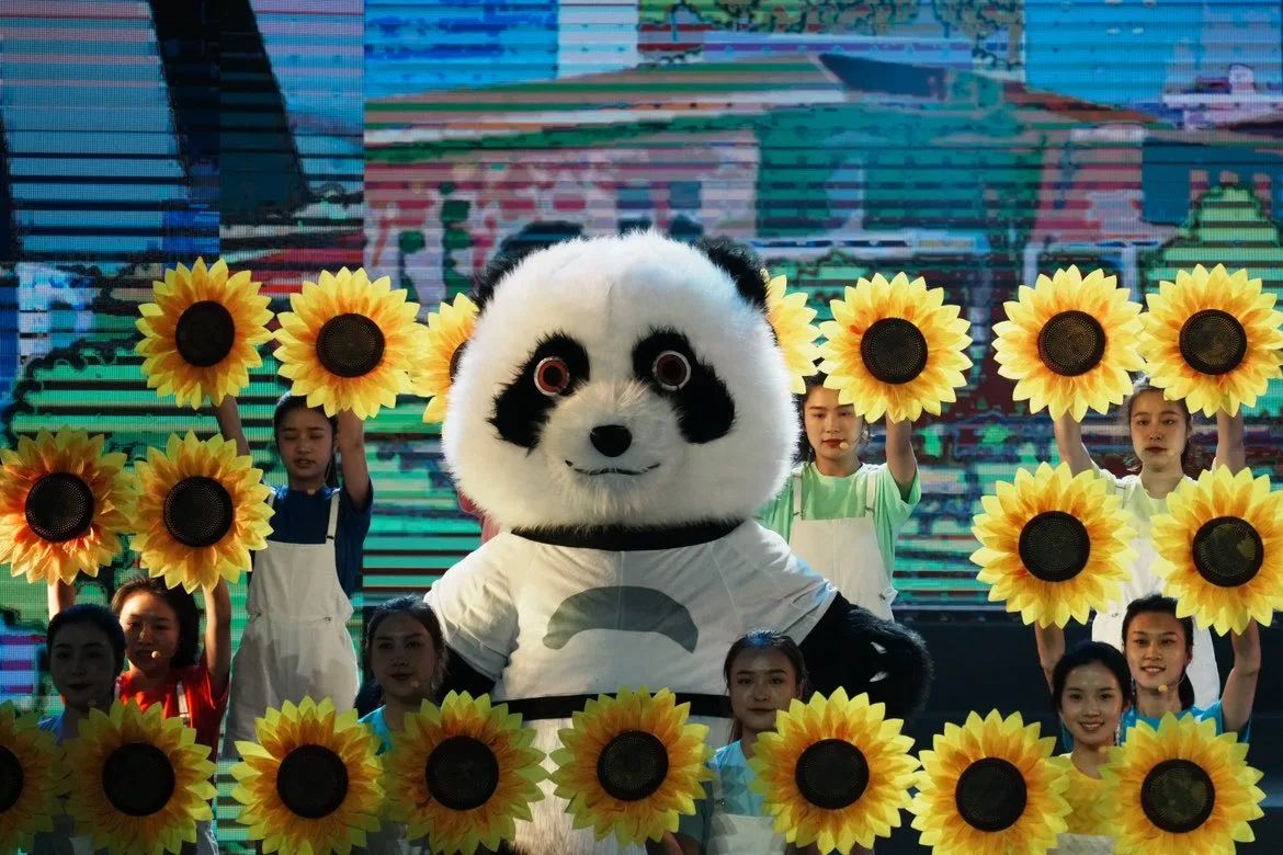 向优美出发 省凯时尊龙人生就是博集团精彩亮相省属羁系企业文艺汇演