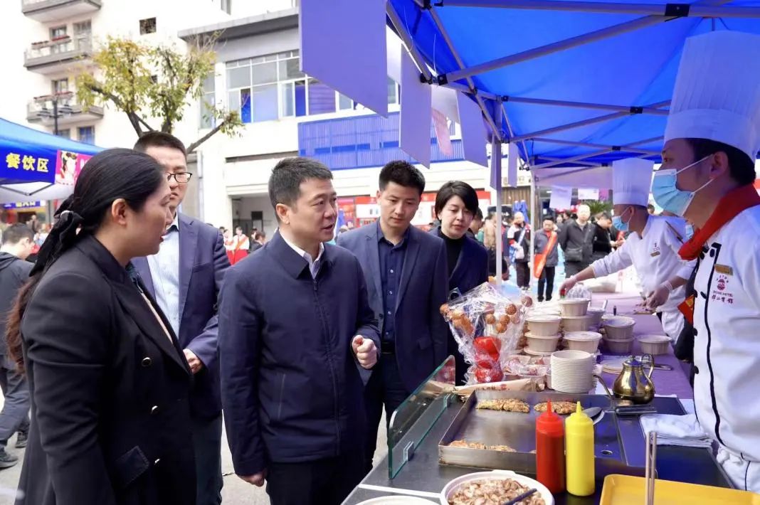 省凯时尊龙人生就是博集团检查督导2024锦江宾馆春季酒类商务洽谈会现场事情