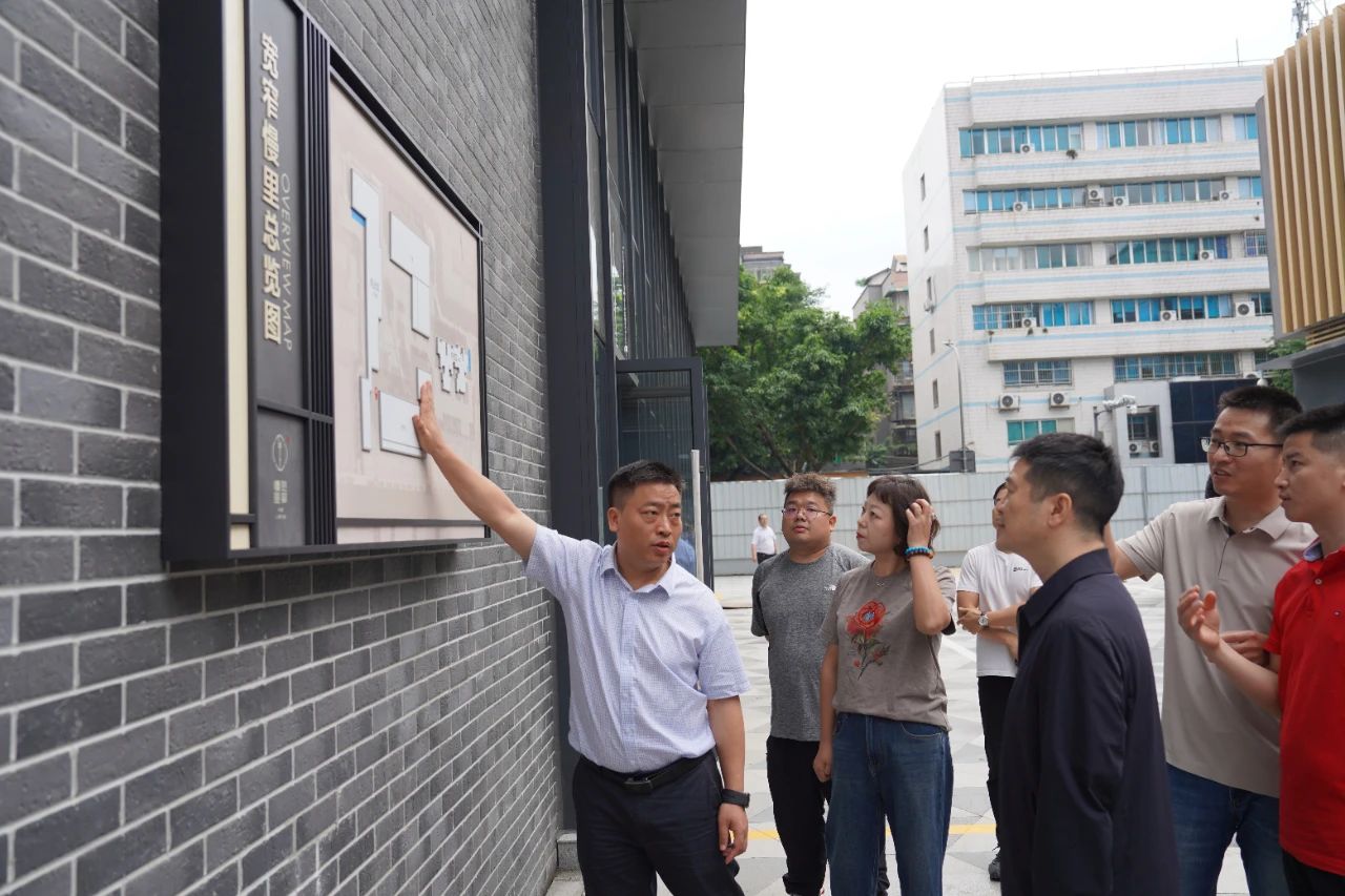 省凯时尊龙人生就是博集团党委书记、董事长游勇端午节时代检查调研清静生产谋划事情并探望慰问坚守岗位的一线职工